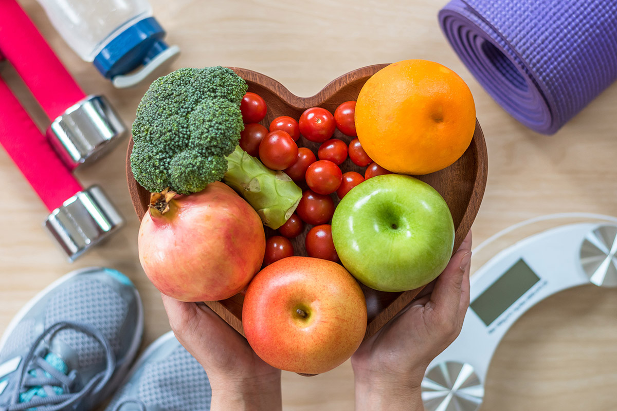 Improving well-being through diet, exercise and reduced risk factors can help lower healthcare costs | HealthDiscovery.org
